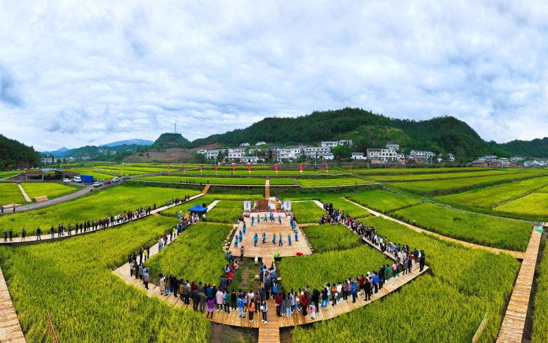 竹山争创省级全域旅游示范县 以全域服务提档升级书写文旅融合新篇章